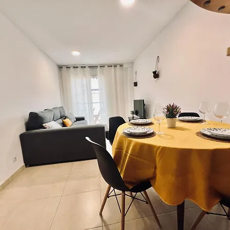 Apartment Atico Colon