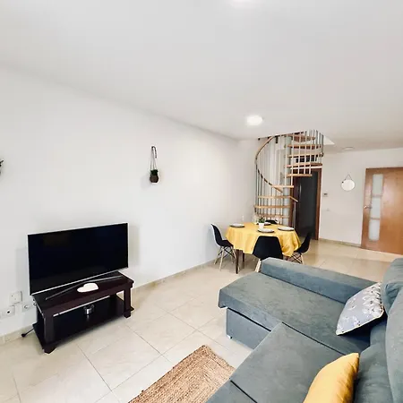 Apartment Atico Colon *