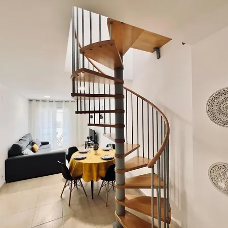 Apartment Atico Colon
